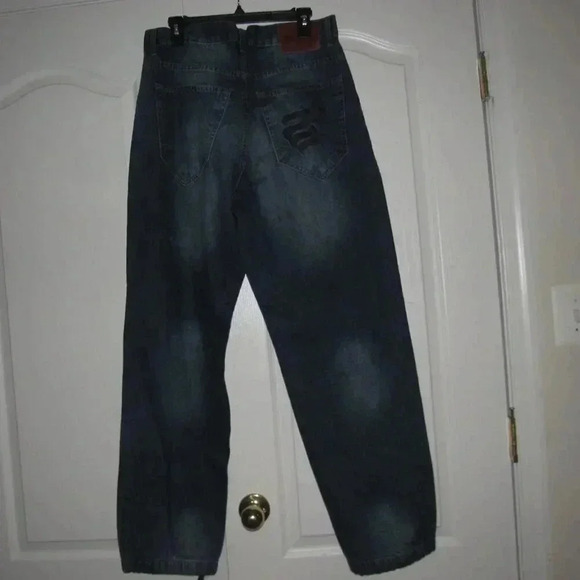 ROCAWEAR Baggy Fit Medium Wash Jeans Size 32 x 32 - Picture 3 of 5